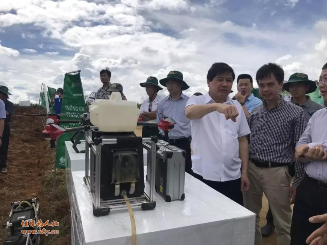 越南农业部副部长高度评价极飞植保无人机